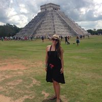 Fernanda Perea Photo 8
