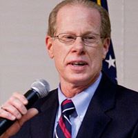 Robert Goetz Photo 16