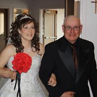 Angela Vaillancourt Photo 13