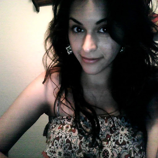 Lorraine Lopez Photo 19