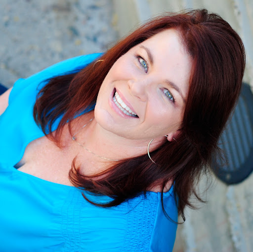 Lisa Fulcher Photo 25