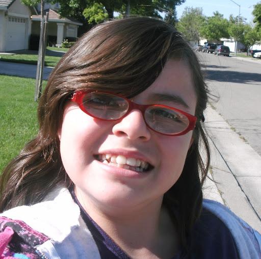 Becky Alvarado Photo 31