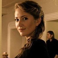 Elizabeth Gregory Photo 14