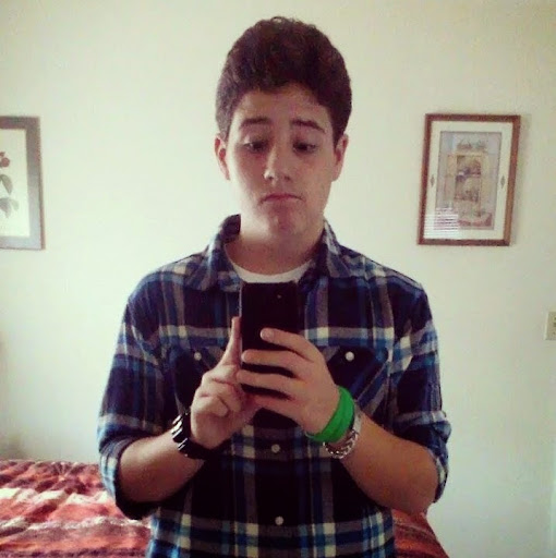 Manny Gomes Photo 15