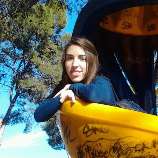 Maria Vela Photo 34