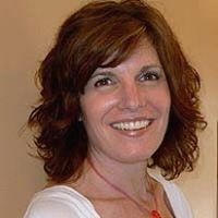 Laura Dunham Photo 32