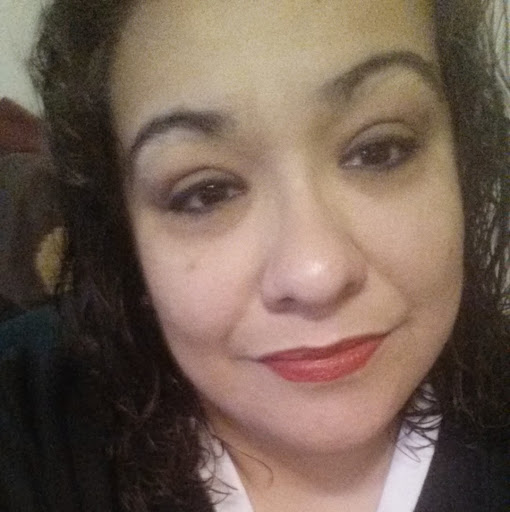 Jennifer Hernandez Photo 27