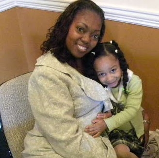 Yolanda Livingston Photo 18