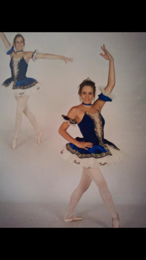 Kelli Dunn Photo 38