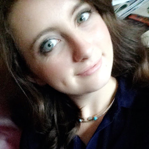 Hannah Todd Photo 16