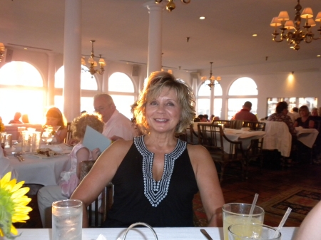 Debbie Vaughn Photo 12