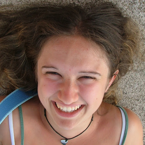 Emanuela Pupo Photo 5