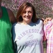 Stephanie Barnes Photo 36
