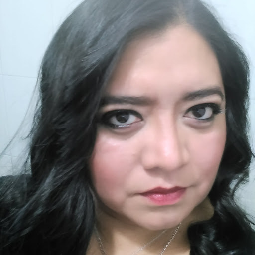 Dana Rodriguez Photo 22