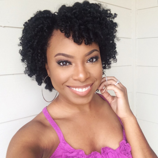 Alisha Clark Photo 39