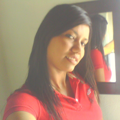 Elizabeth Alvarado Photo 10