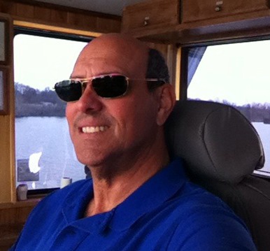 Lester Cruse Photo 5
