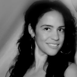 Martha Vargas Photo 38