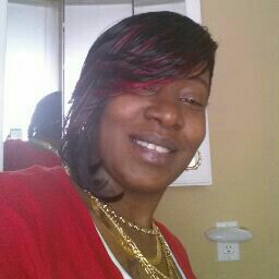 Latasha Robinson Photo 15