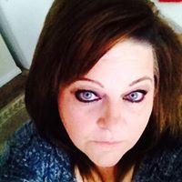 Lisa Petersen Photo 51