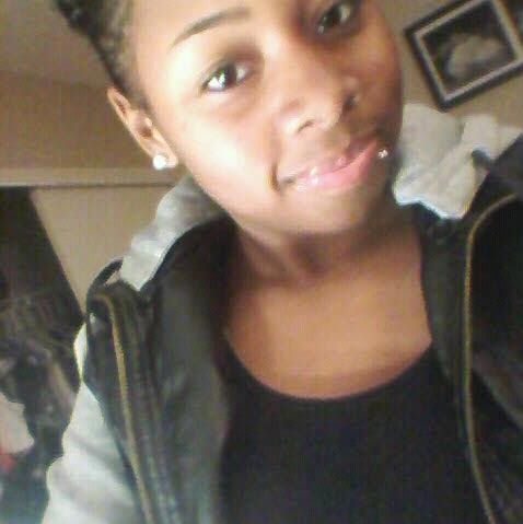 Alondra Smith Photo 12