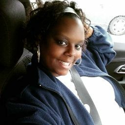 Veronica Bell Photo 23