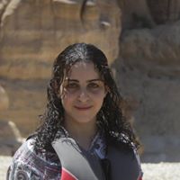 Yasmeen Hamdan Photo 14