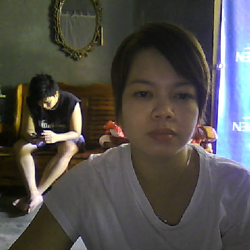 Leanne Santos Photo 11