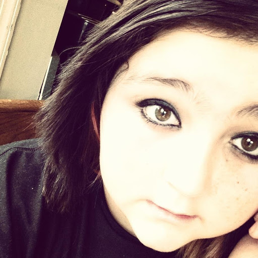 Samantha Crabtree Photo 20