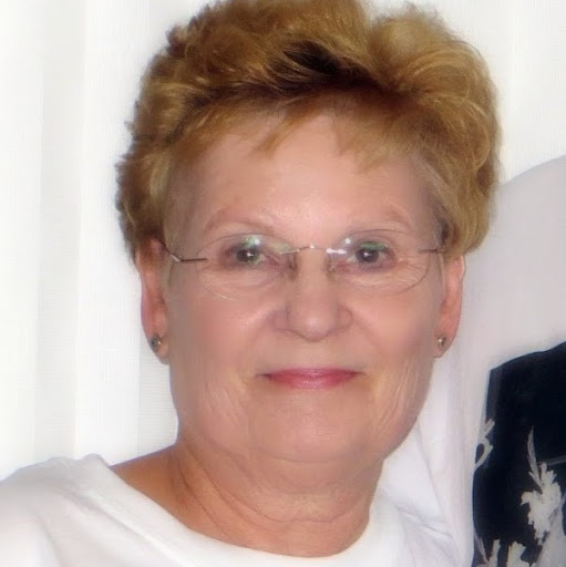 Mary Hutton Photo 45