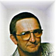 Karl Schneider Photo 22