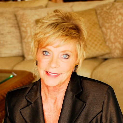 Marilyn Schroeder Photo 19
