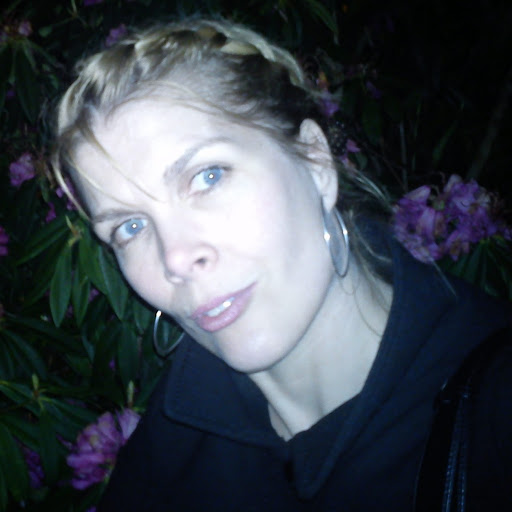 Tina Salata Photo 14