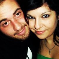 Julie Hoyos Photo 3