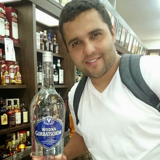 Leon Dias Photo 8