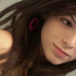 Liza Gomes Photo 6