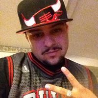Derrick Gomez Photo 21