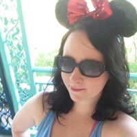 Stephanie Malloy Photo 15
