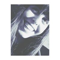 Julia Sola Photo 5