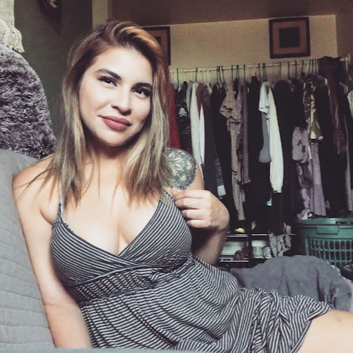 Kimberly Garcia Photo 29