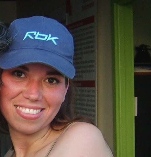 Elizabeth Fuenzalida Photo 11