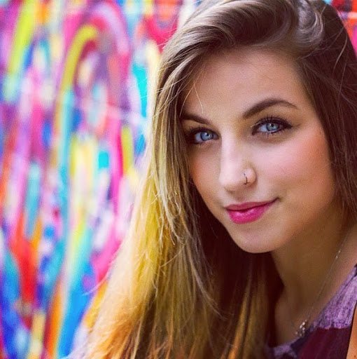 Esther Silva Photo 31