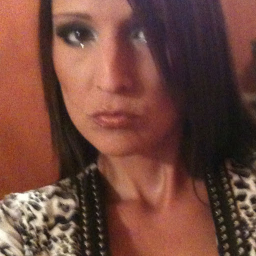Dana Sweeney Photo 15