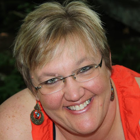 Diana Jenkins Photo 16