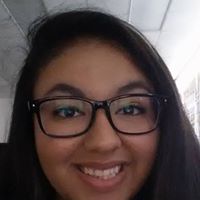 Emely Molina Photo 8