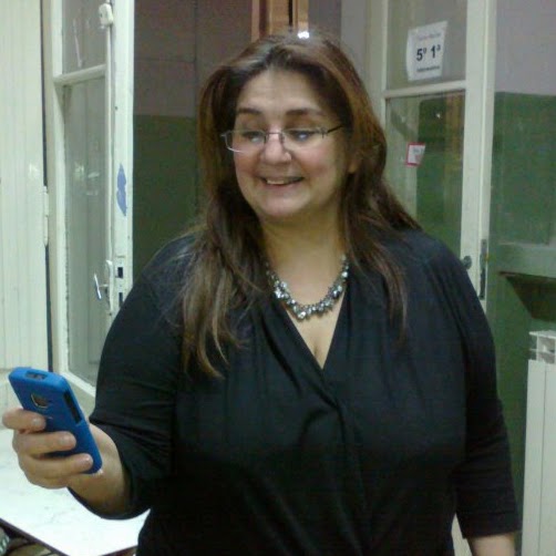Ana Fuentes Photo 35