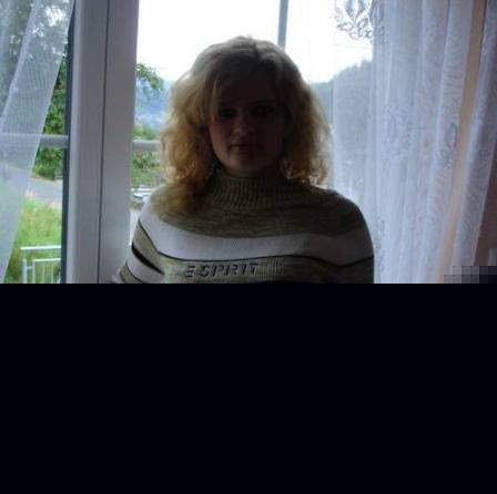 Kristina Schmidt Photo 17