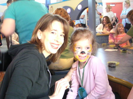 Jennifer Larson Photo 55
