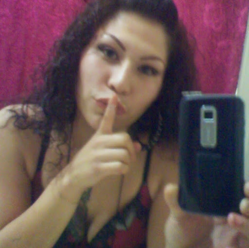 April Martinez Photo 32