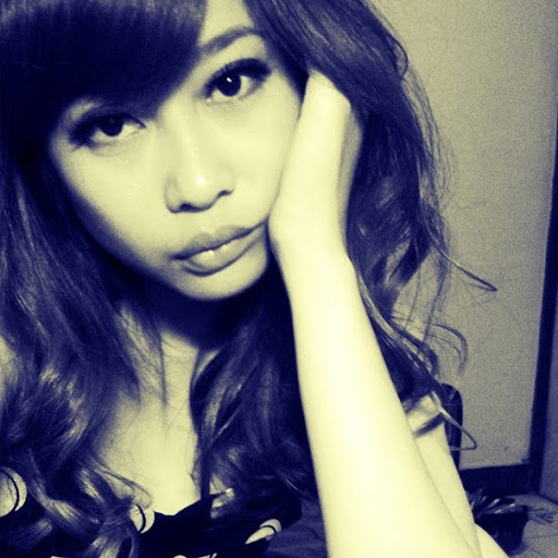Cecilia Yang Photo 18